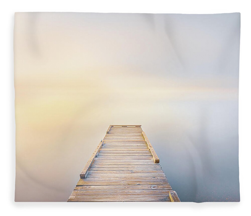 Lake Lamar Bruce Fleece Blanket featuring the photograph Morning Colorful Mist by Jordan Hill