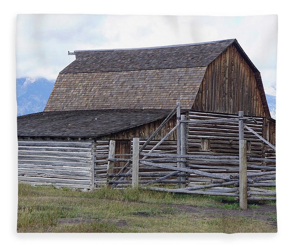 Moulton Barn Fleece Blanket featuring the photograph Moulton Barn on Mormon Row 1223 by Cathy Anderson