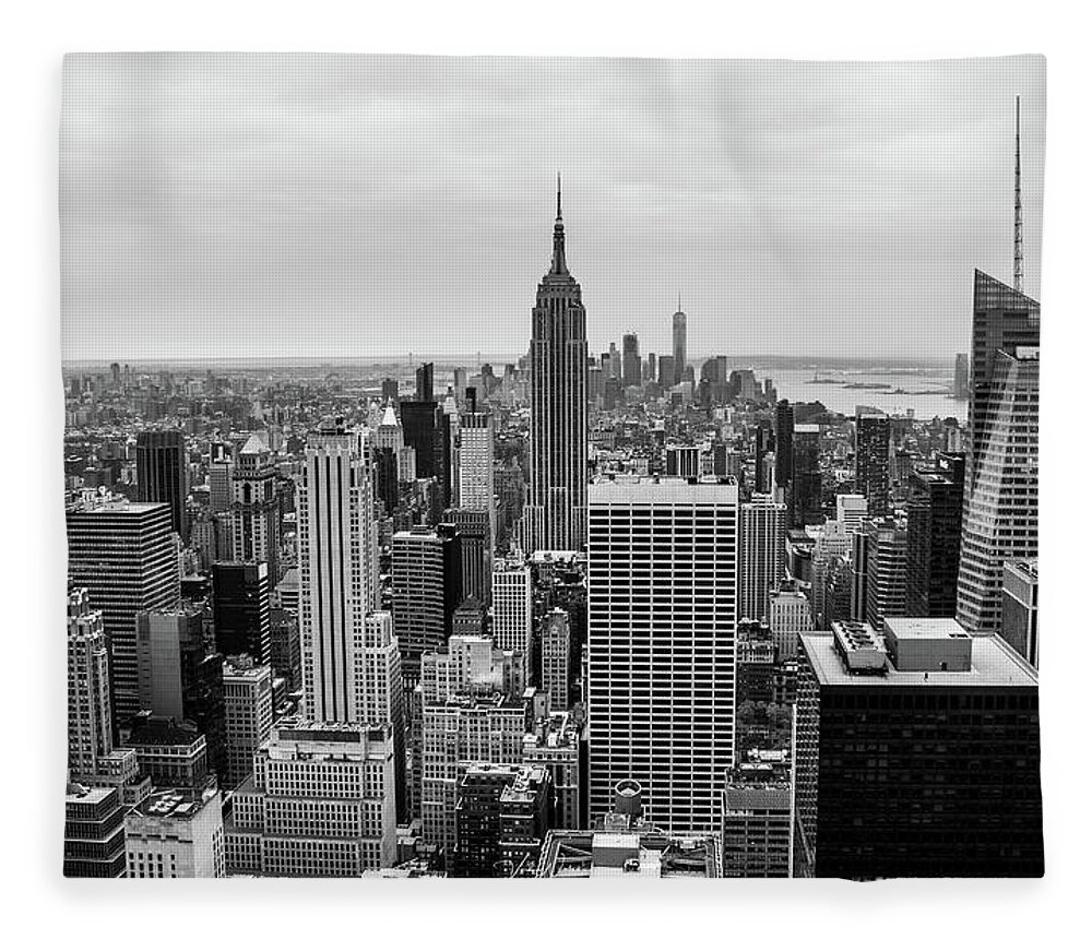 Black And White Fleece Blanket featuring the photograph New York Skyscrapers by Vicki Walsh