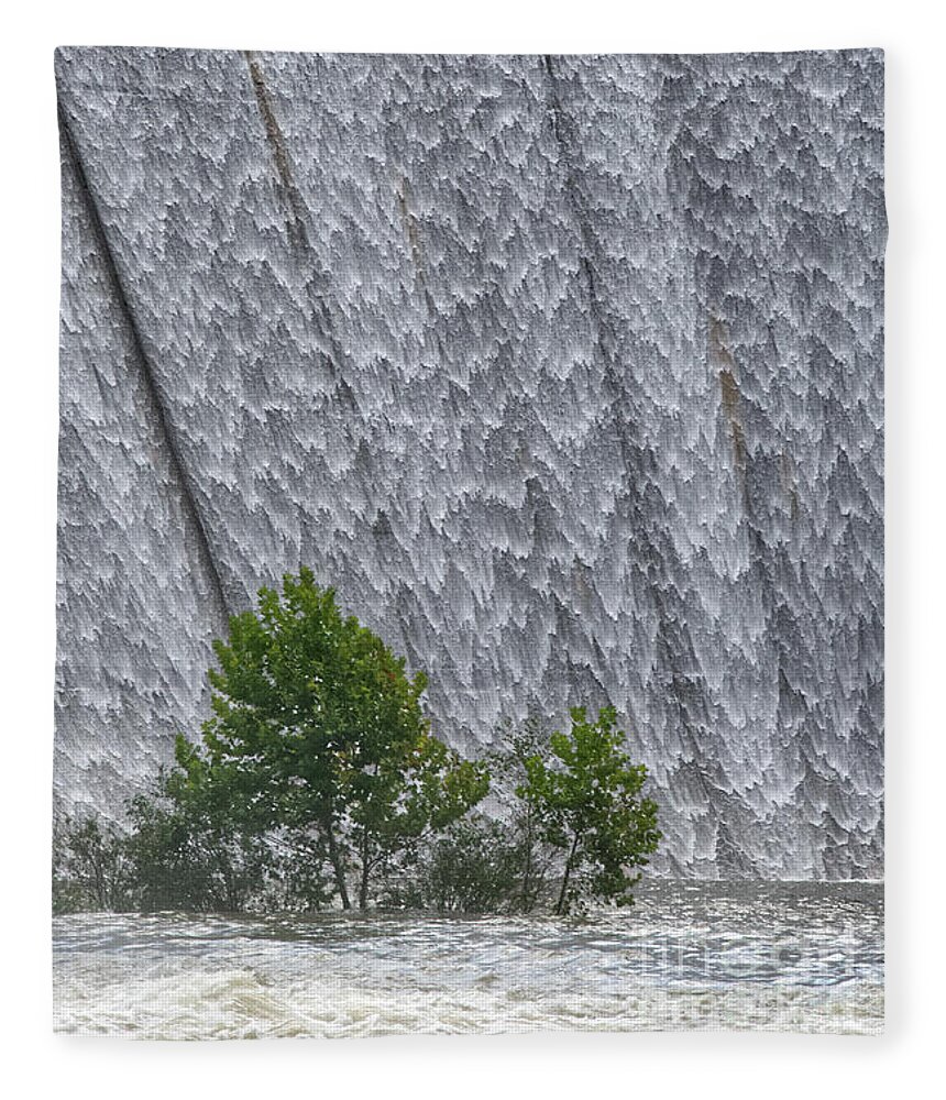 Ocoee Dam Fleece Blanket featuring the photograph Ocoee Dam by Phil Perkins