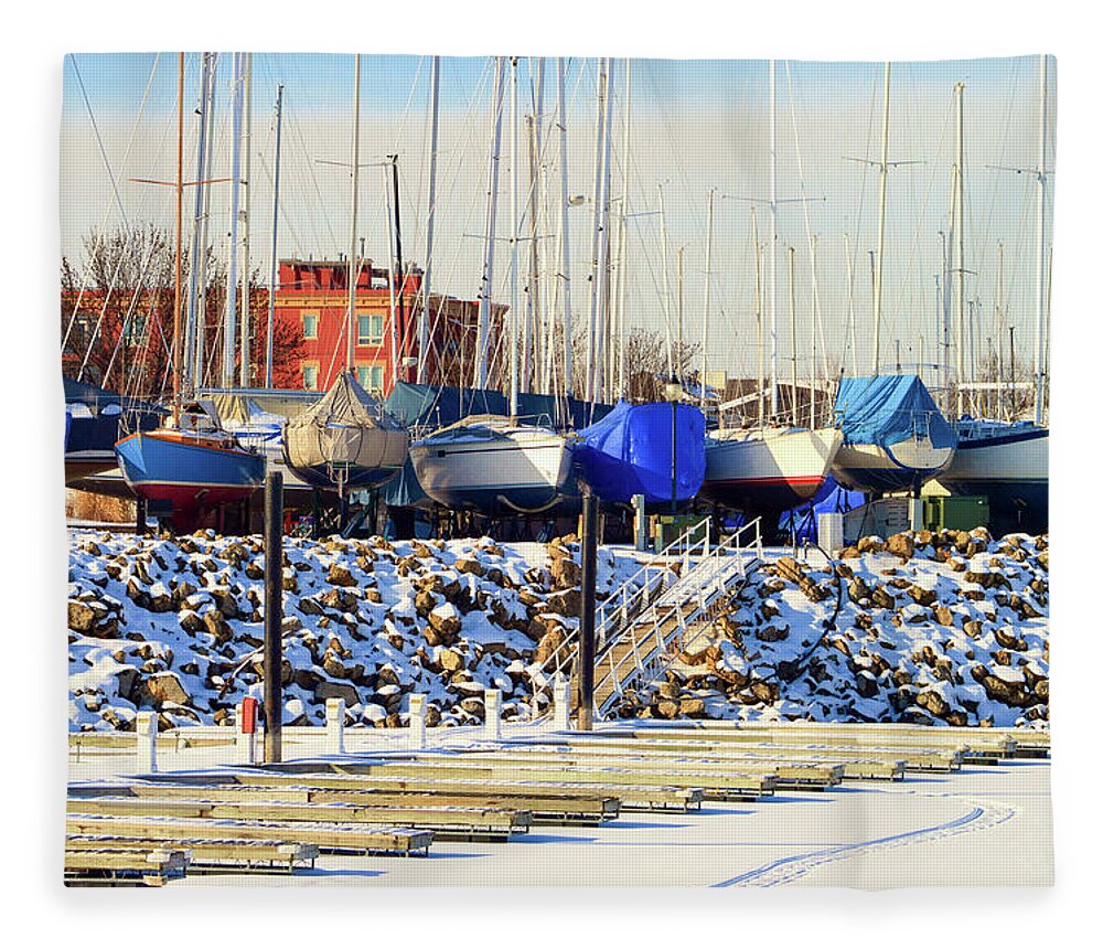 Lake City Marina Fleece Blanket featuring the photograph Off Season by Susie Loechler