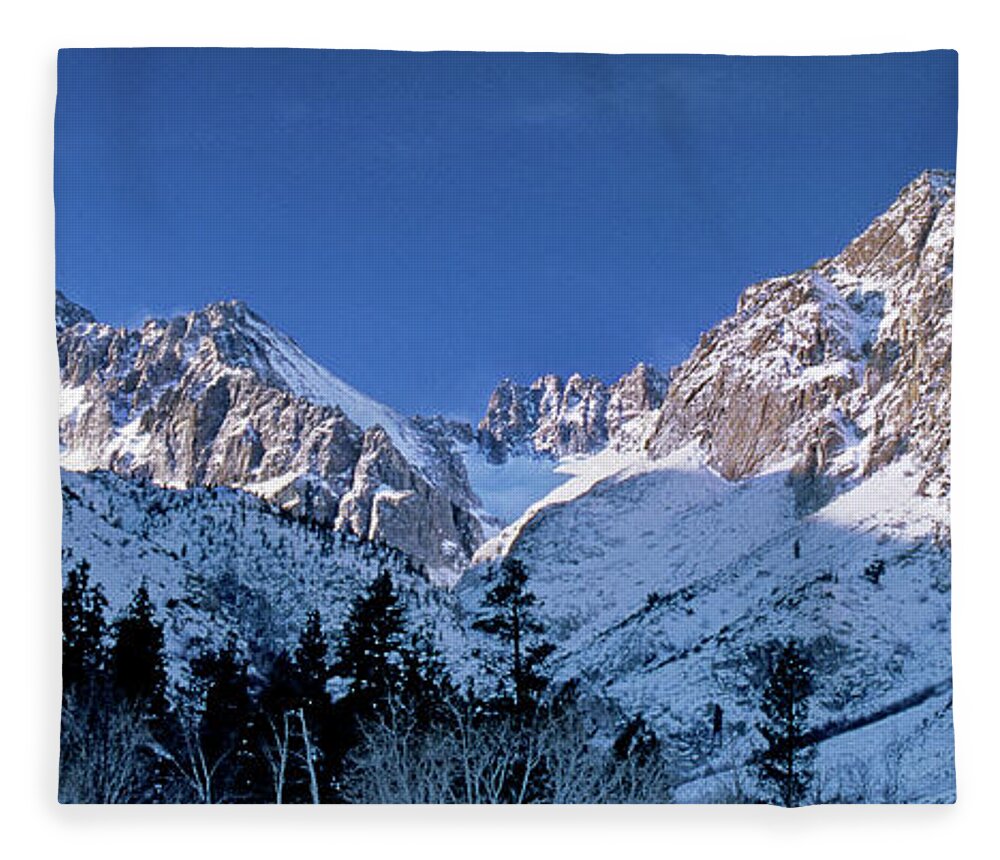 Dave Welling Fleece Blanket featuring the photograph Panoramic Winter Middle Palisades Glacier Eastern Sierra by Dave Welling