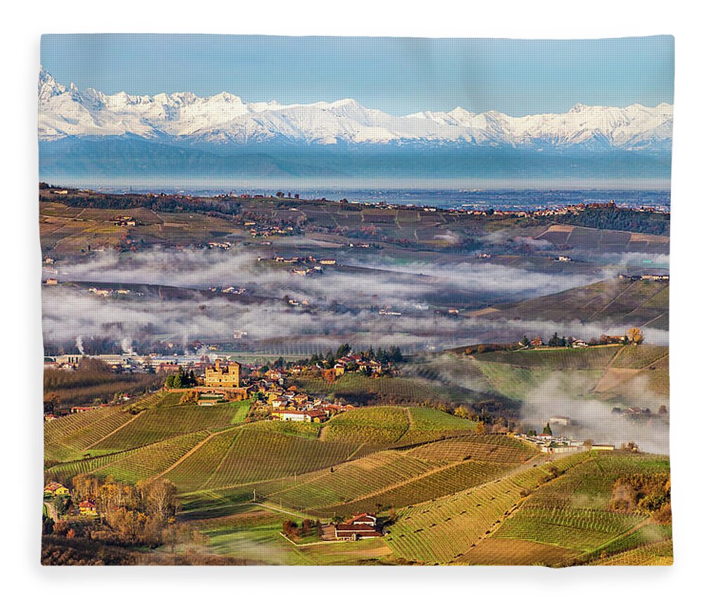 Piedmont Fleece Blanket featuring the photograph Piedmont Landscape by Elvira Peretsman