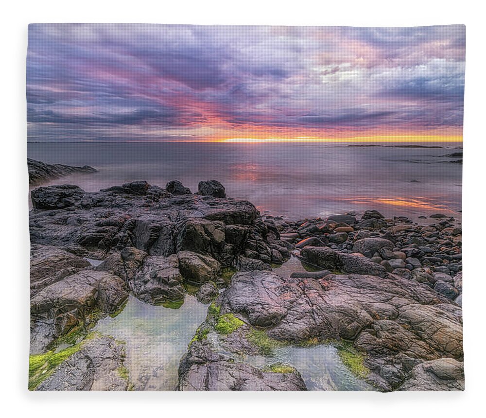 Marginal Way Fleece Blanket featuring the photograph Promise of a New Day by Penny Polakoff