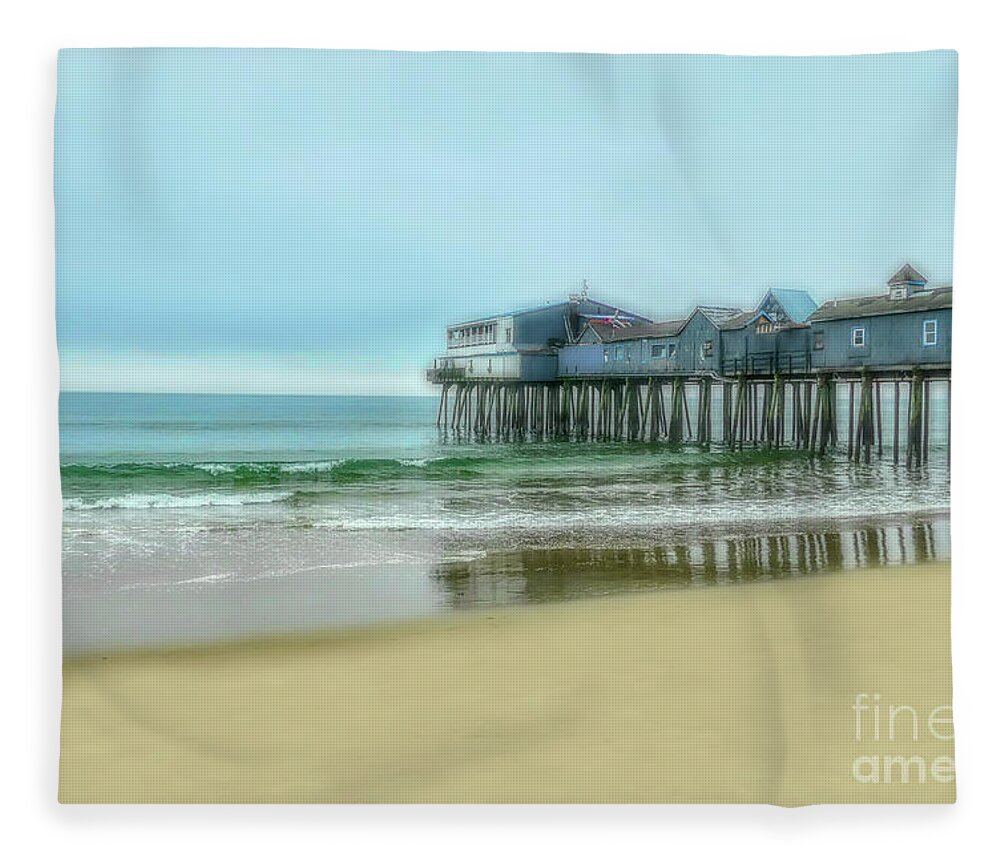 Old Orchard Beach Fleece Blanket featuring the photograph Quiet Morning by Amy Dundon