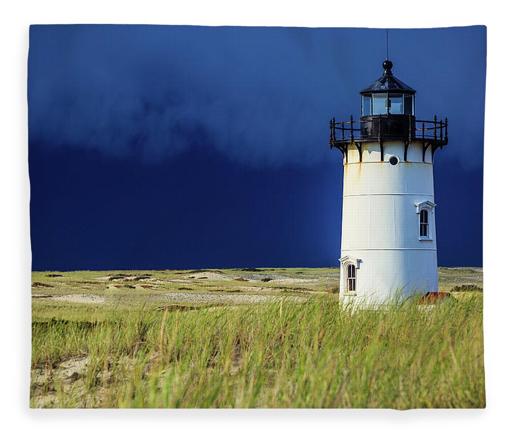 Seascape Fleece Blanket featuring the photograph Race Point Lighthouse by David Lee