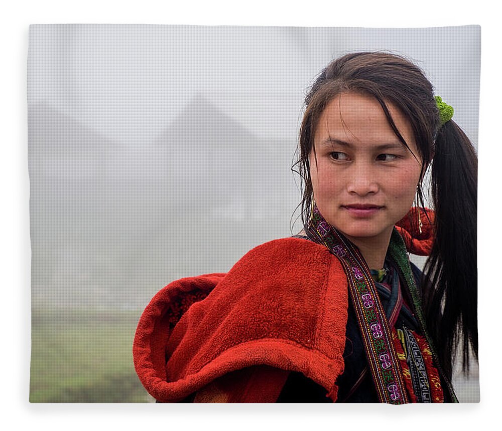 Black Fleece Blanket featuring the photograph Red Hmong Lady by Arj Munoz