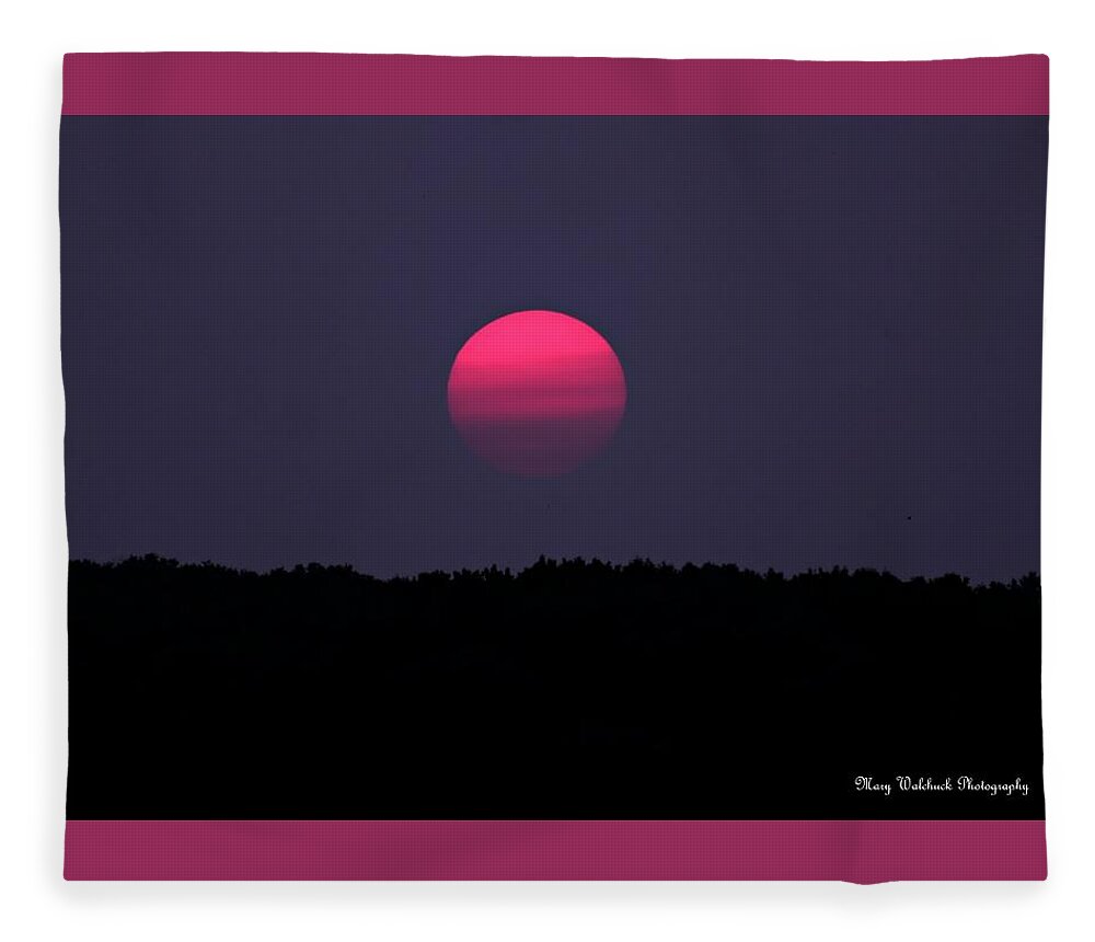 Sunset Fleece Blanket featuring the photograph Red Sun Sunset by Mary Walchuck