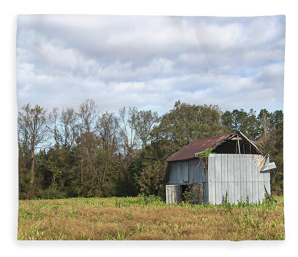 Ancient Fleece Blanket featuring the photograph Rural North Carolina Forgotten Barn by Bob Decker