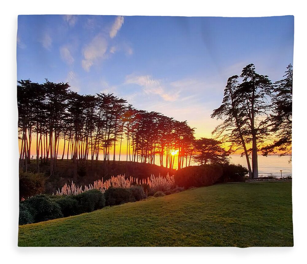 Seascape Fleece Blanket featuring the photograph Seascape Sunset by Christy Pooschke