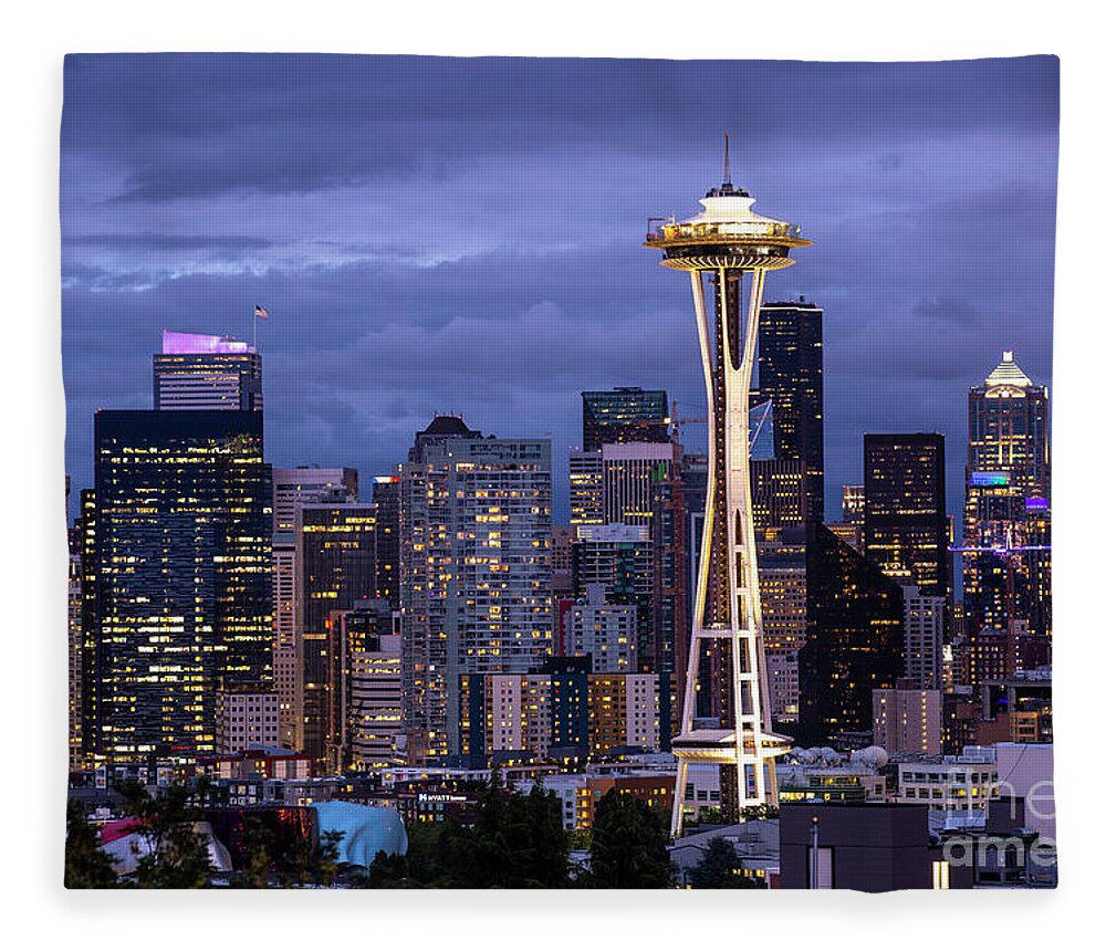 Seattle Fleece Blanket featuring the photograph Skyline Aglow by Erin Marie Davis