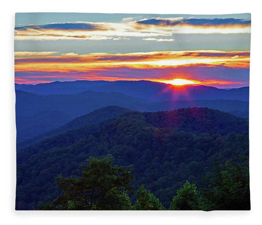 Sunset Fleece Blanket featuring the photograph Smoky Mountain Sunset by Gina Fitzhugh