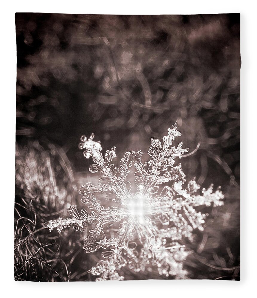 Snowflake; Ice; Shine; Macro; Simple; Monochrome; Fleece Blanket featuring the photograph Snowflake Sparkle by Tina Uihlein