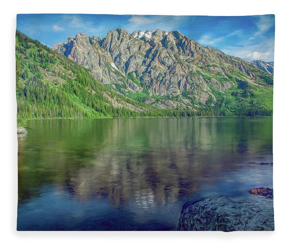 Wyoming Fleece Blanket featuring the photograph Starting the Day at Jenny Lake by Marcy Wielfaert