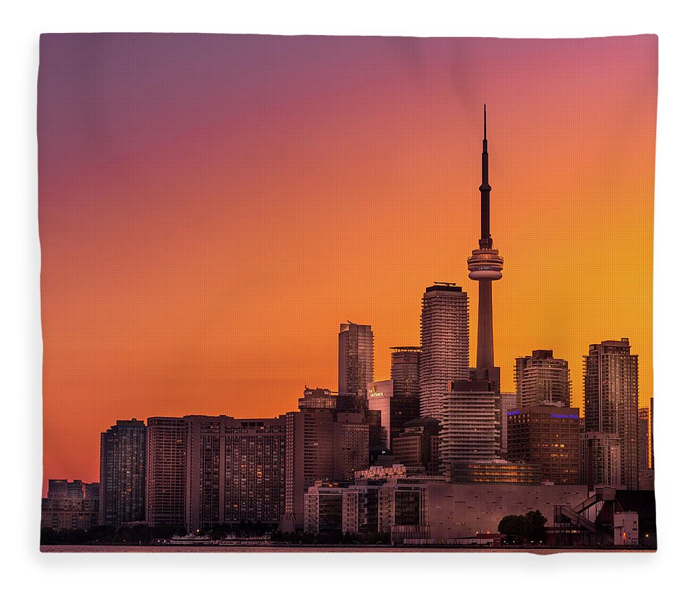 Cn Tower Fleece Blanket featuring the photograph Summer in the City by Dee Potter