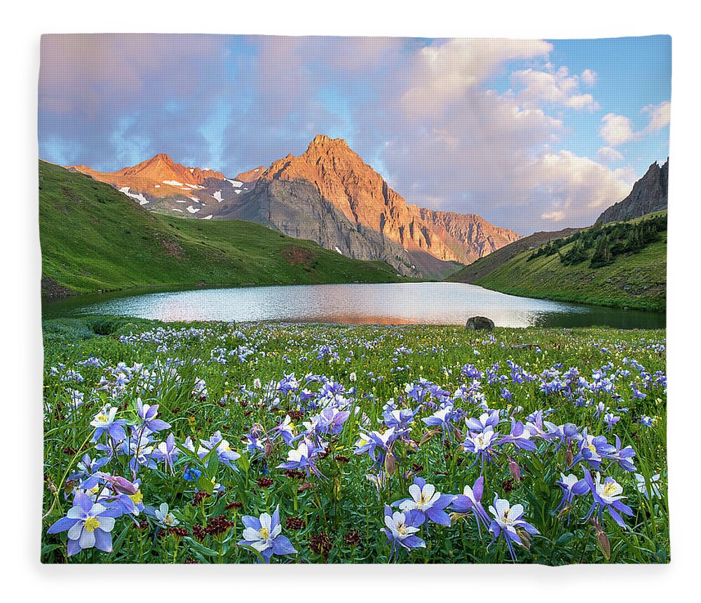 Colorado Fleece Blanket featuring the photograph Sunrise at Blue Lakes by Aaron Spong