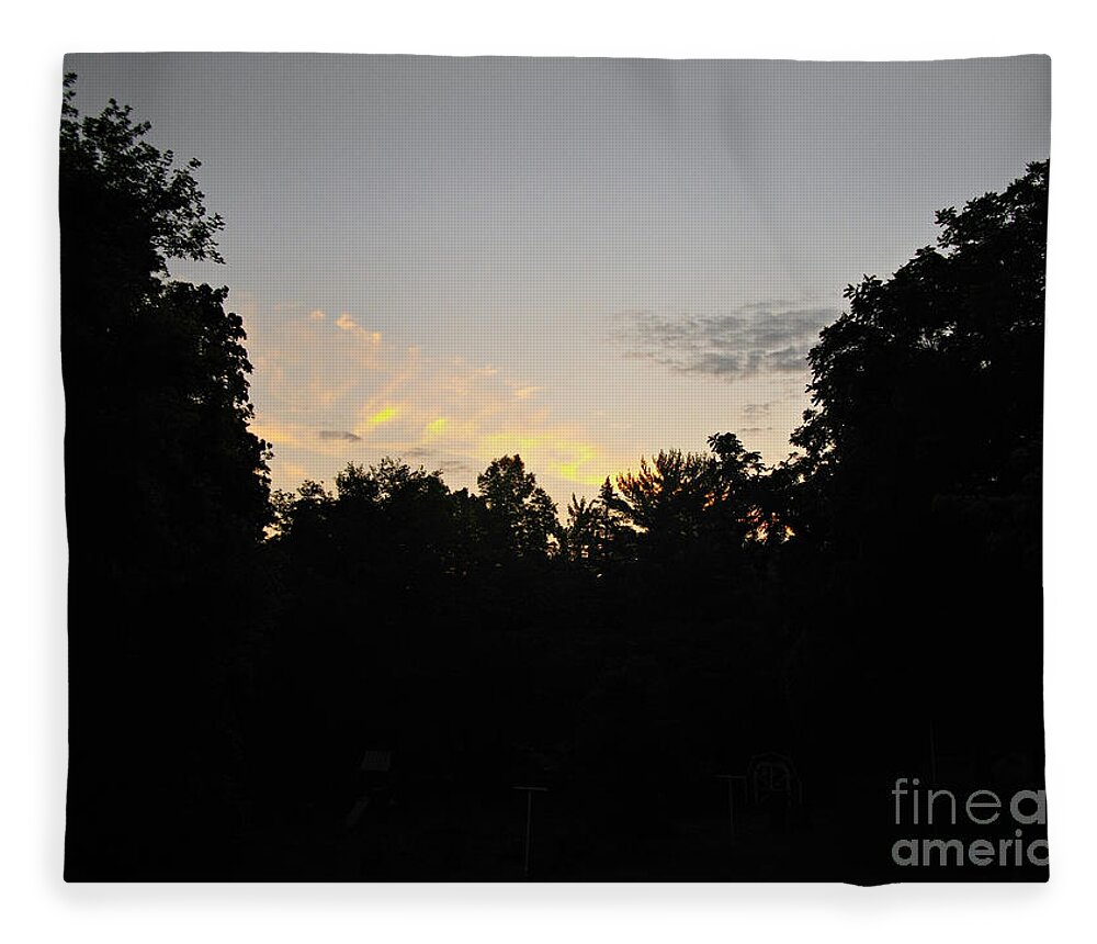 Landscape Fleece Blanket featuring the photograph Sunrise Sky Art by Frank J Casella