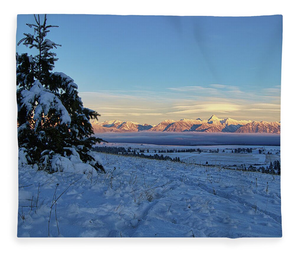 Evening Fleece Blanket featuring the photograph Sunset in the Kootenays -2 by Thomas Nay