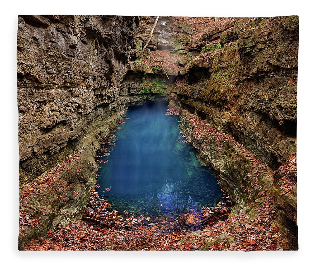 Sinkhole Fleece Blanket featuring the photograph The gulf by Robert Charity