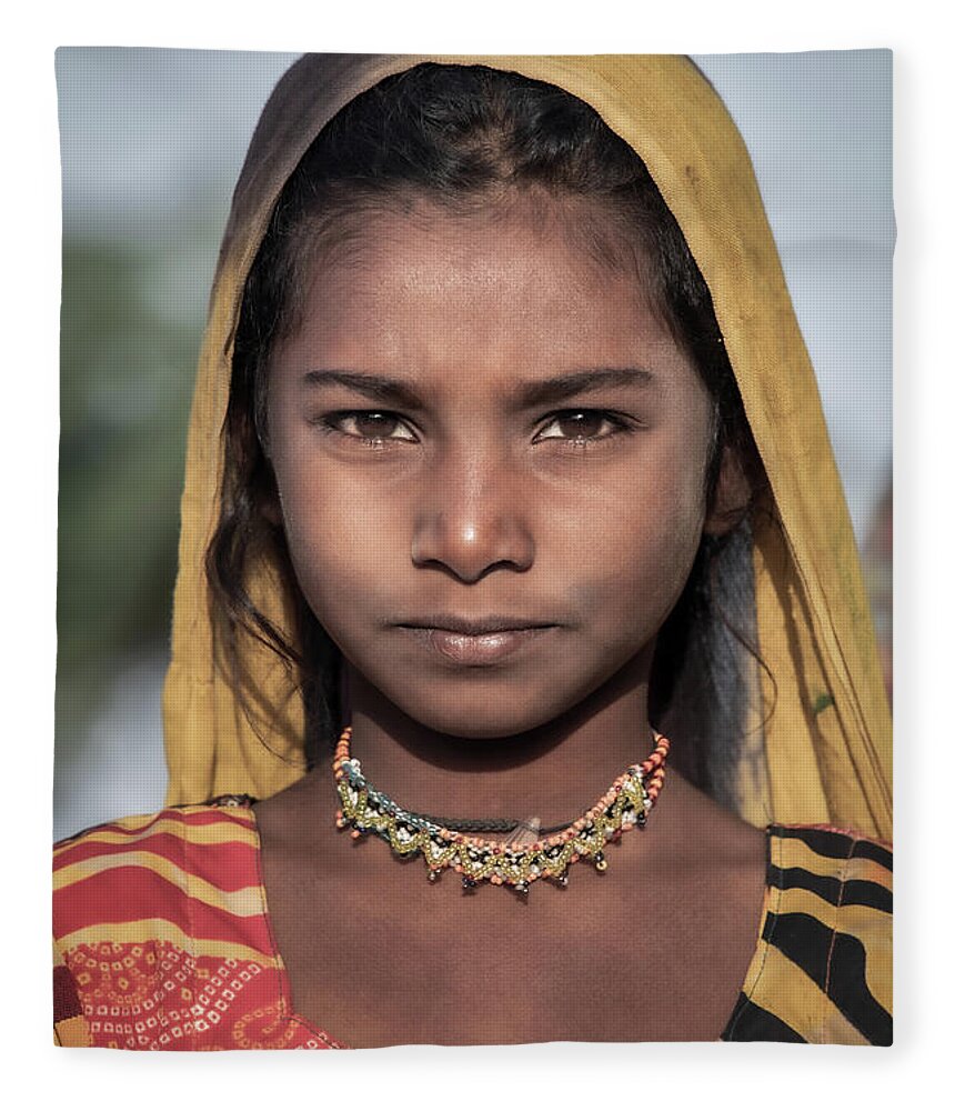 The Indial girl, Thar desert, India Fleece Blanket for Sale by Kim Petersen