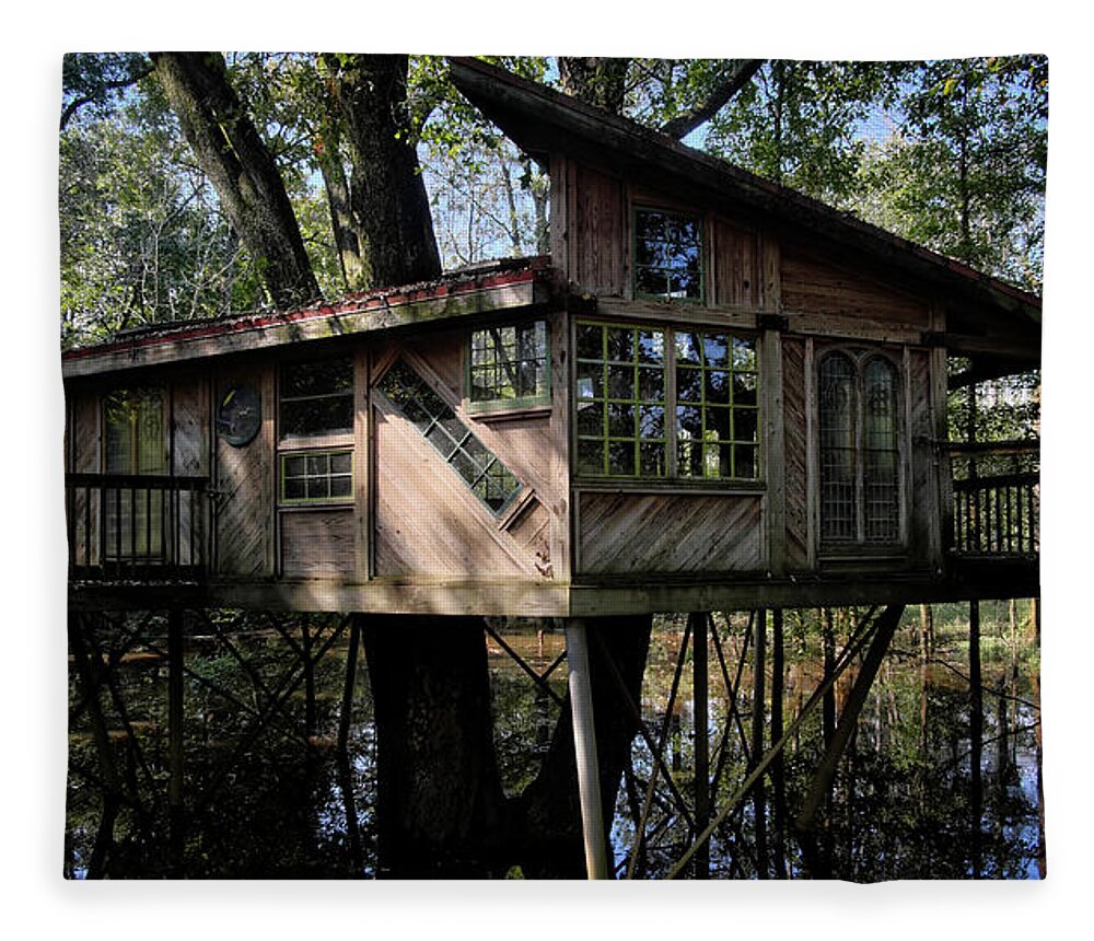 Tree House Fleece Blanket featuring the photograph Tree House by George Taylor