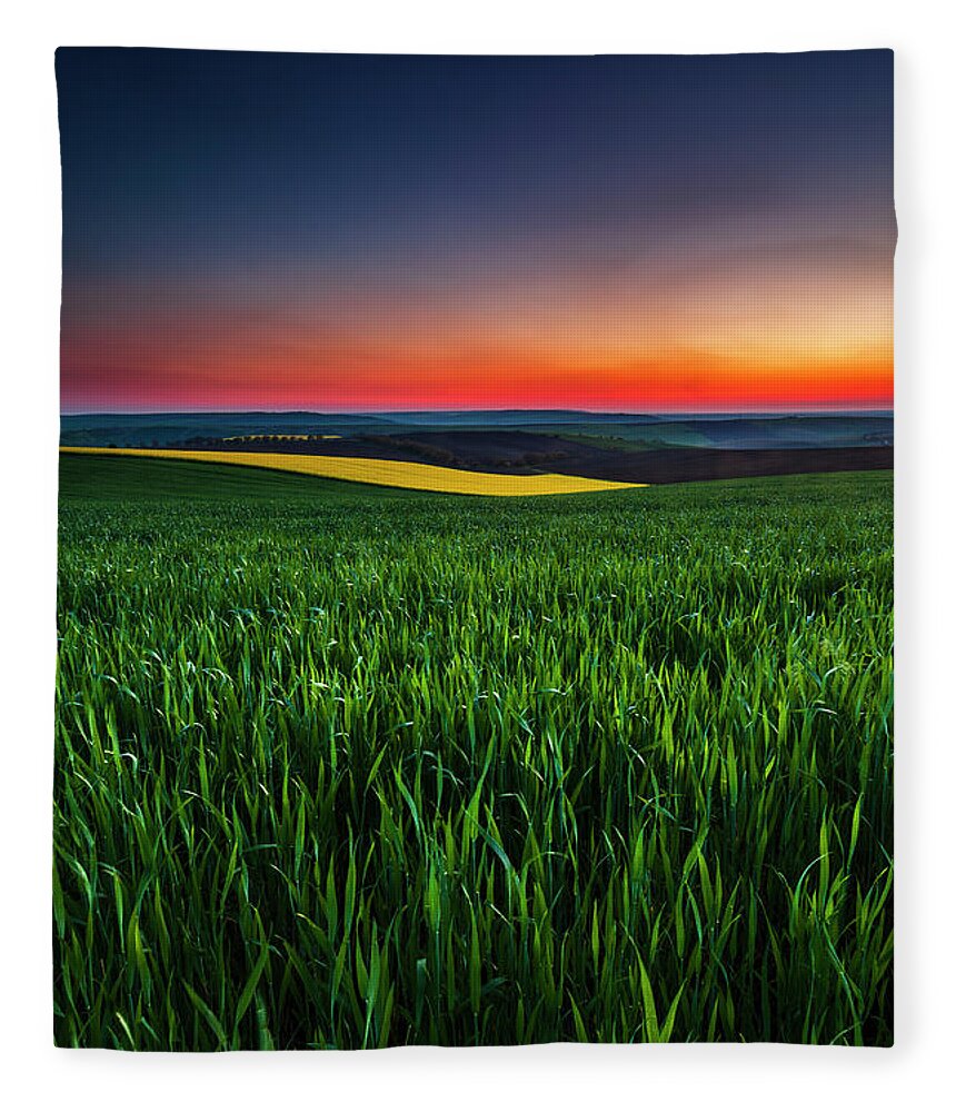 Dusk Fleece Blanket featuring the photograph Twilight Fields by Evgeni Dinev