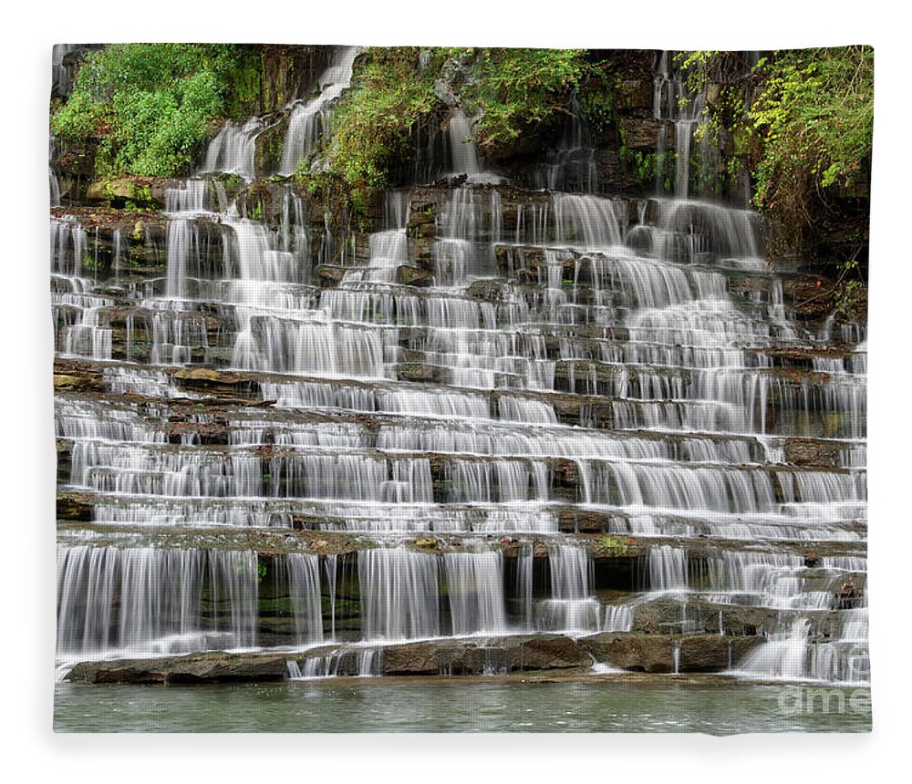 Twin Falls Fleece Blanket featuring the photograph Twin Falls 22 by Phil Perkins