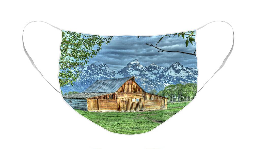  Face Mask featuring the photograph Spring Barn #1 by David Armstrong