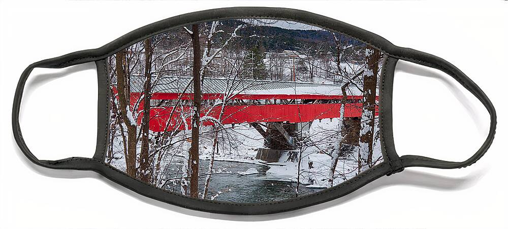 New England Covered Bridge Face Mask featuring the photograph Taftsville Covered Bridge #1 by Jeff Folger