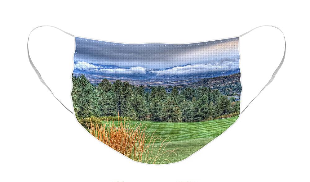 The Ridge Golf Course Face Mask featuring the photograph 18th at The Ridge by Ron White