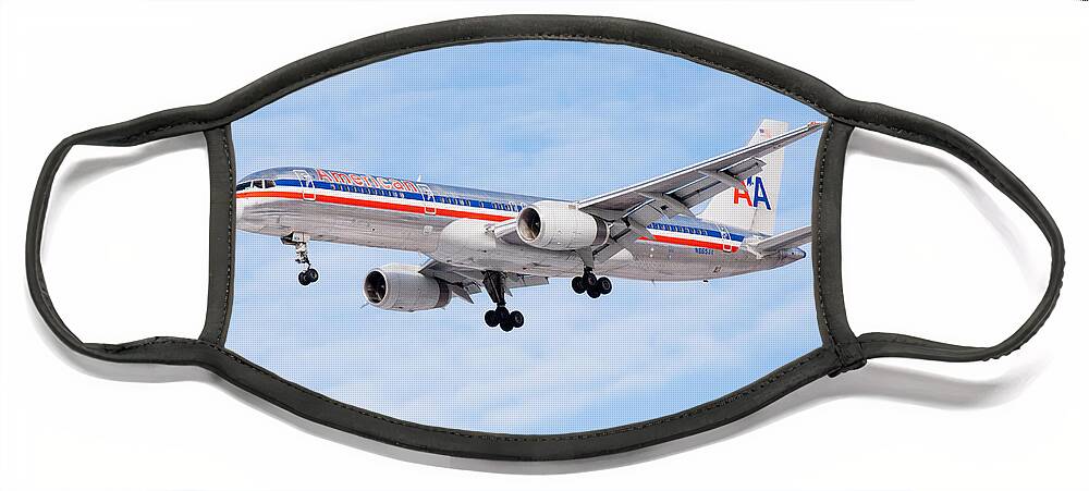 757 Face Mask featuring the photograph Amercian Airlines Boeing 757 Airplane Landing by Paul Velgos