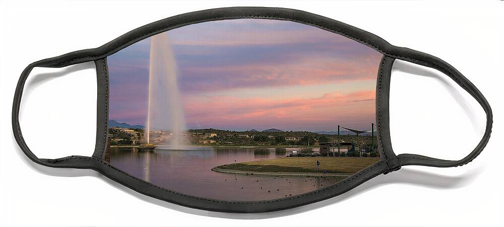 Fountain Hills Face Mask featuring the photograph Fountain at Fountain Hills Arizona by Dave Dilli