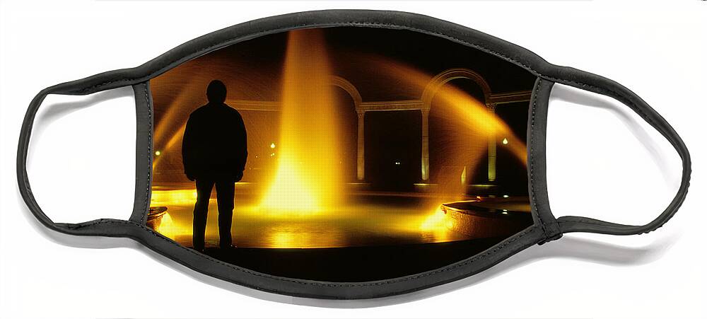 Mysterious Face Mask featuring the photograph Fountain Silhouette by Jason Politte