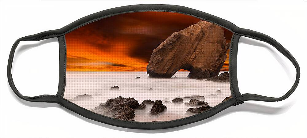 Seascape Face Mask featuring the photograph Imagine by Jorge Maia