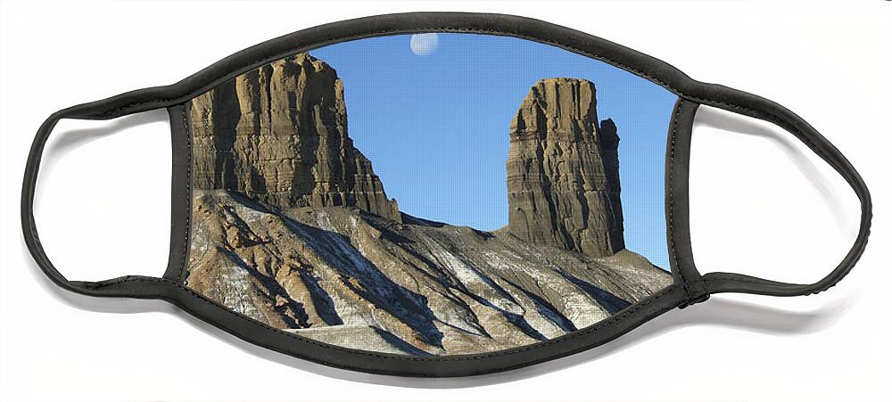 Desert Face Mask featuring the photograph Utah Outback 41 Panoramic by Mike McGlothlen