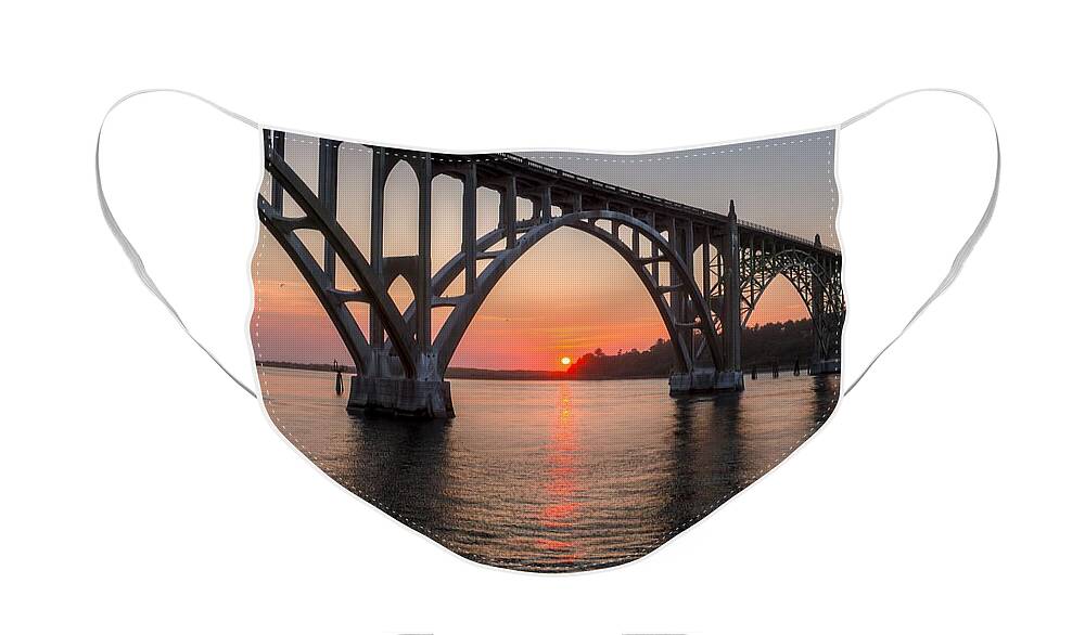 Yaquina Bay Face Mask featuring the photograph Yaquina Sunset 0037 by Kristina Rinell