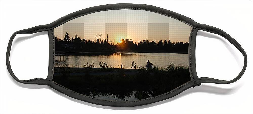 Summer Face Mask featuring the photograph Setting Sun by Michael Merry
