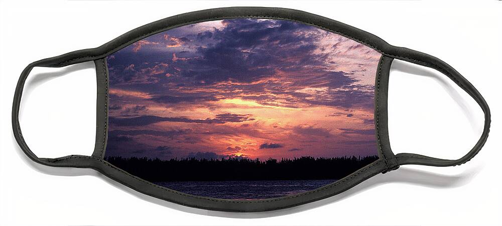 Sea Face Mask featuring the photograph Sunset Off Mallory Square 14S by Gerry Gantt
