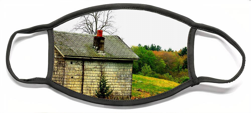 Well House Face Mask featuring the photograph Well House 2 by Kim Galluzzo