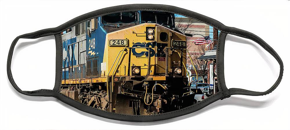 Gaithersburg Face Mask featuring the photograph CSX Engine Gaithersburg Maryland by Thomas Marchessault