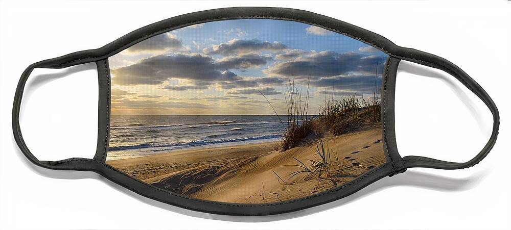 Obx Sunrise Face Mask featuring the photograph April Sunrise 2016 by Barbara Ann Bell