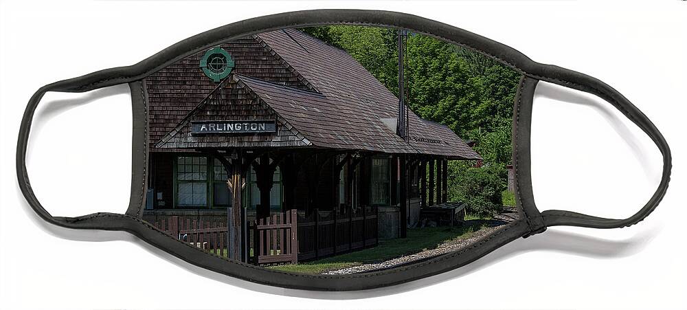 Trains Face Mask featuring the photograph Arlington Station by Phil Spitze