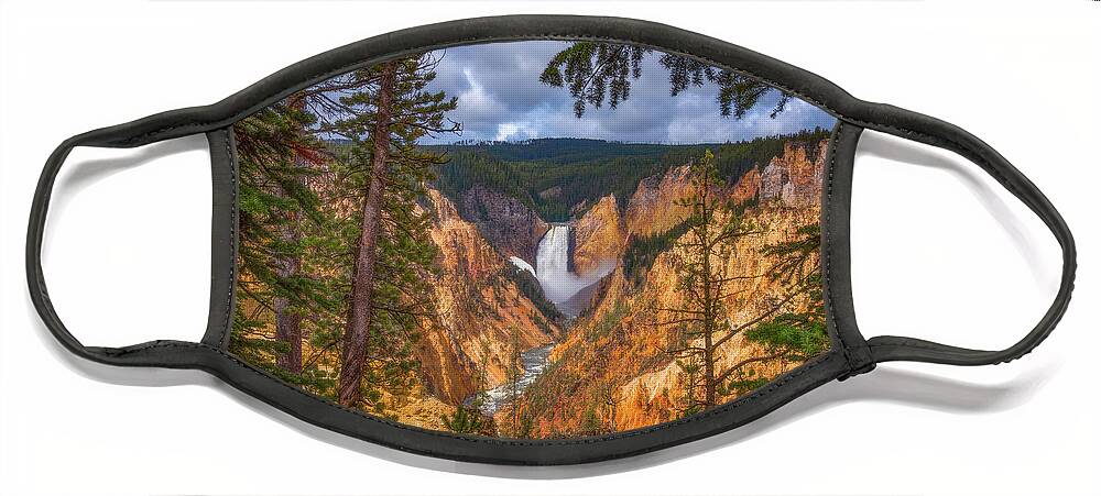 Waterfalls Face Mask featuring the photograph Artist Point Afternoon by Darren White