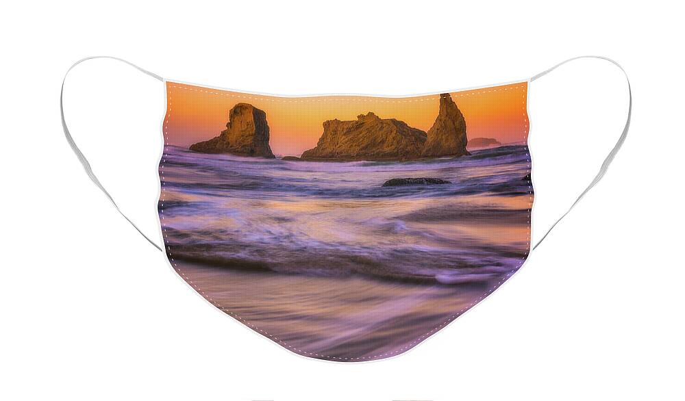 Bandon Face Mask featuring the photograph Bandon's Breath by Darren White