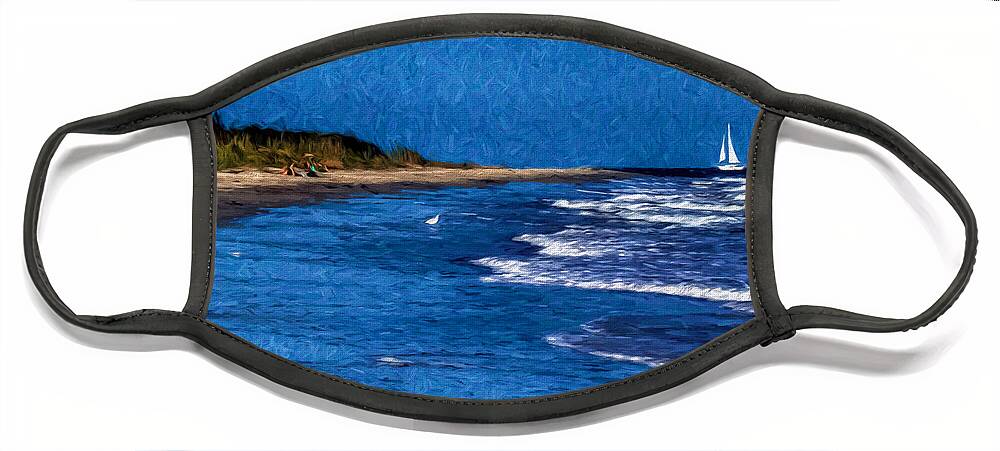 Grandview Face Mask featuring the photograph Day at the Beach by Jerry Gammon