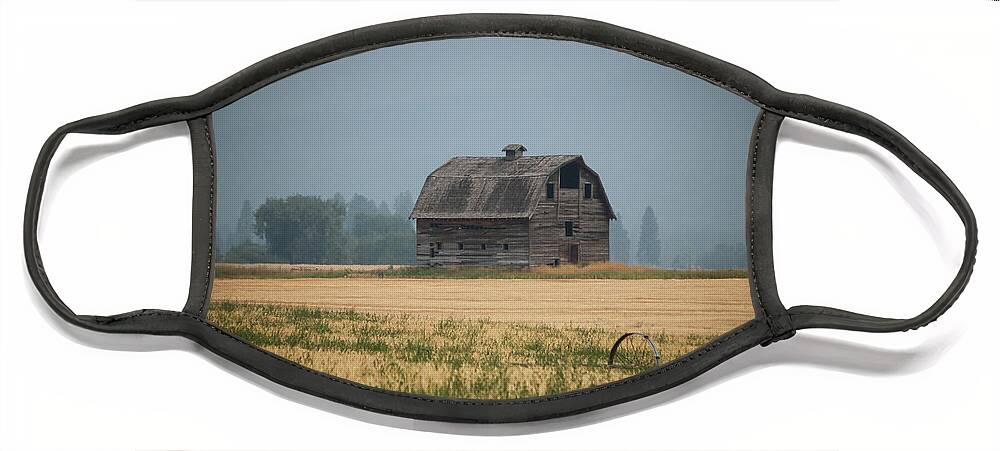 Dupuis Barn Face Mask featuring the photograph Dupuis Barn in Ronan Montana by Veronica Batterson