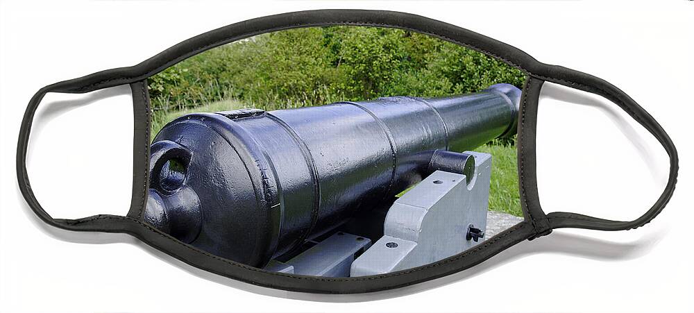 Bright Face Mask featuring the photograph East Bastion Gun - Carisbrooke Castle by Rod Johnson