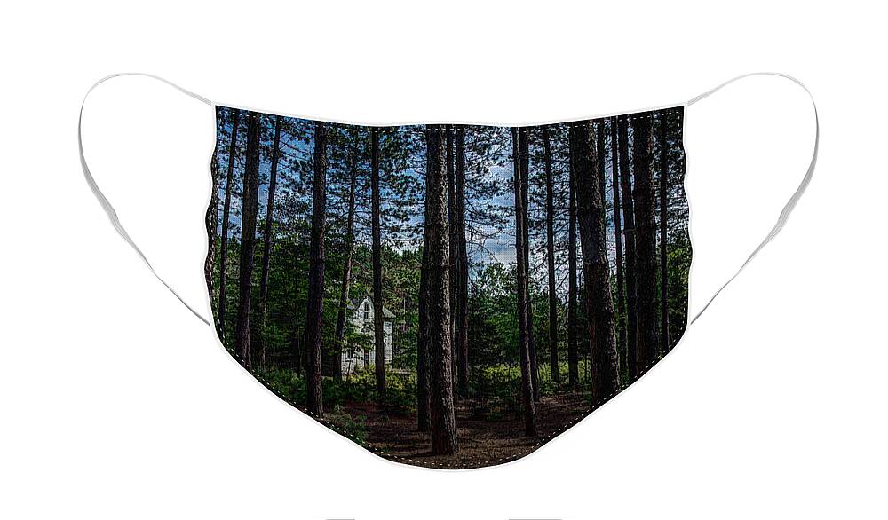Abandoned Face Mask featuring the photograph House in the Pines by Roger Monahan