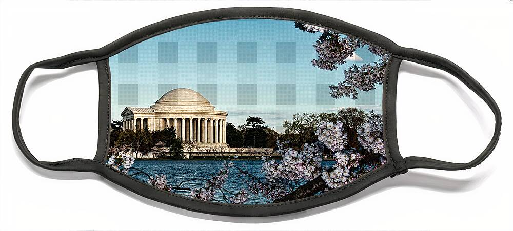 Memorial Face Mask featuring the photograph Jefferson Memorial In Spring by Christopher Holmes