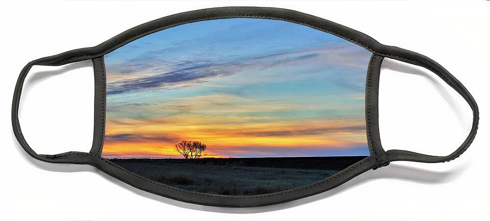 Tree Face Mask featuring the photograph Kansas sunrise1 by Merle Grenz